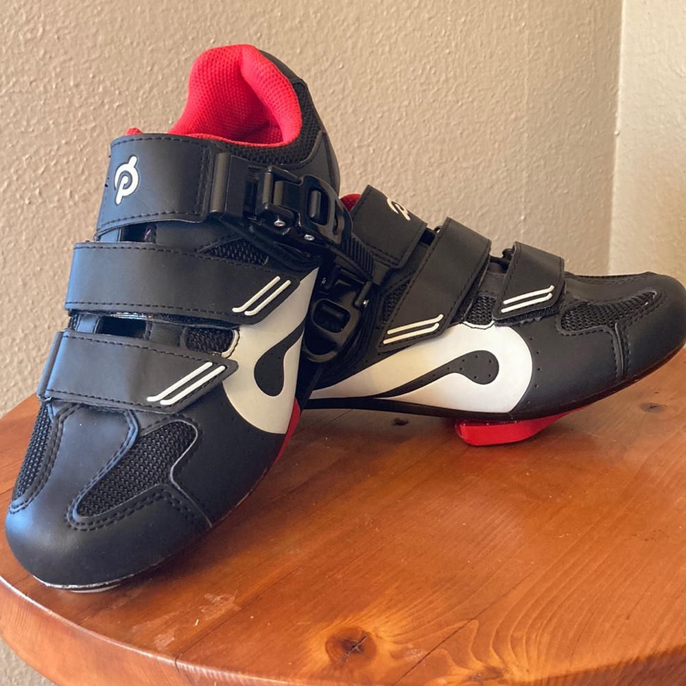 Peloton Size 38 (Size 7) Indoor Cycling Shoes Clip In